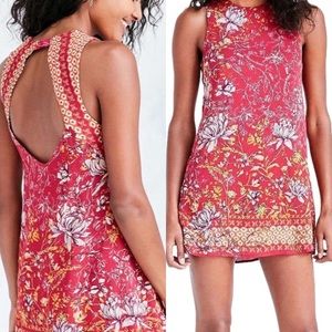 Ecote Guinevere Red Backless Dress